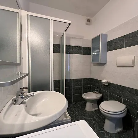 Joivy Oreste S Apartment
